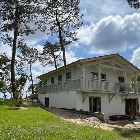 D'exception Au Bord Du 别墅